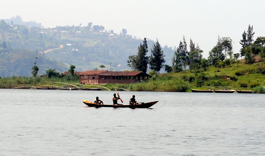 5 Days Golden Monkey Tracking and Lake Kivu Tour